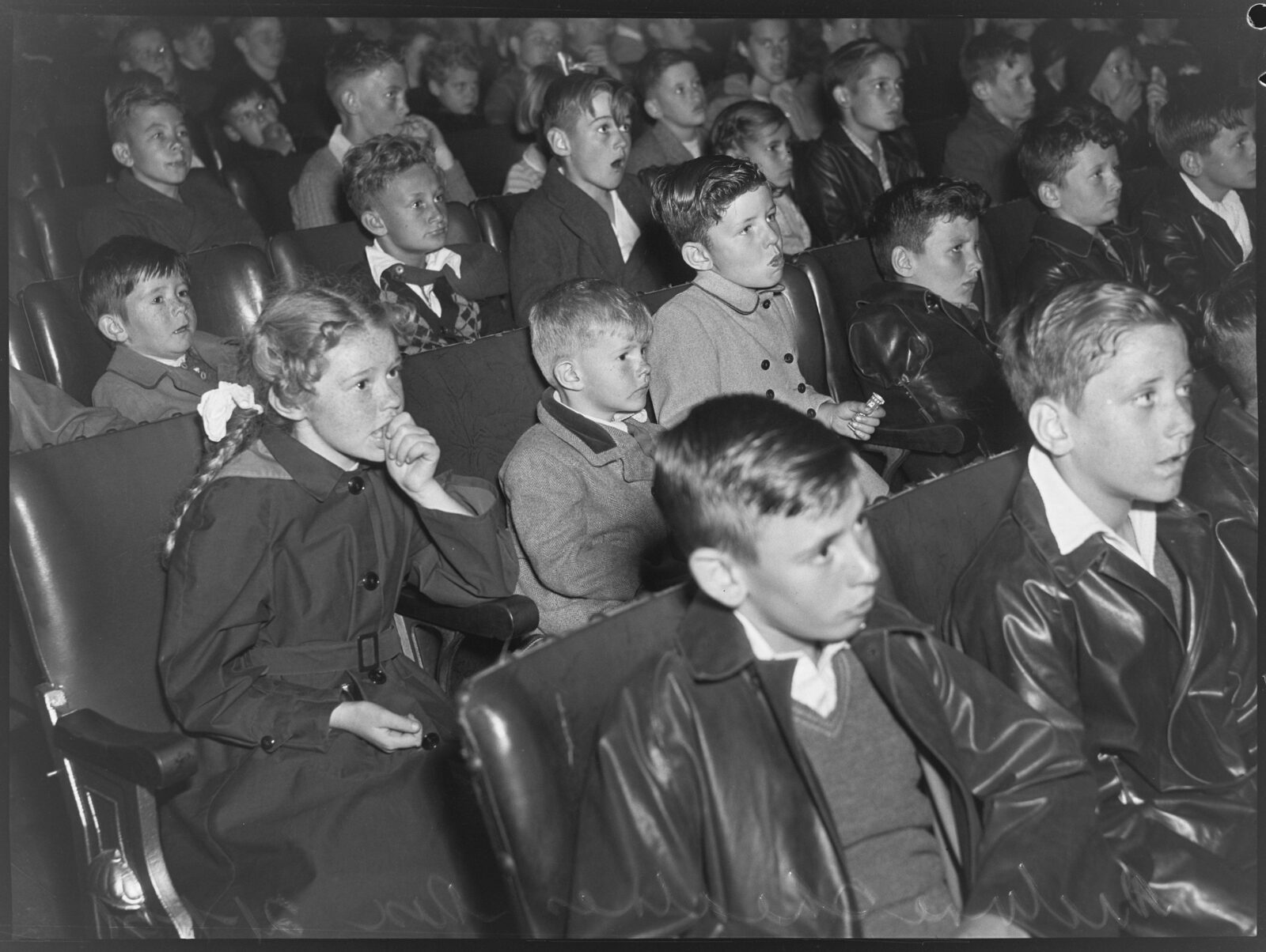 Enmore Theatre crowd in 1951