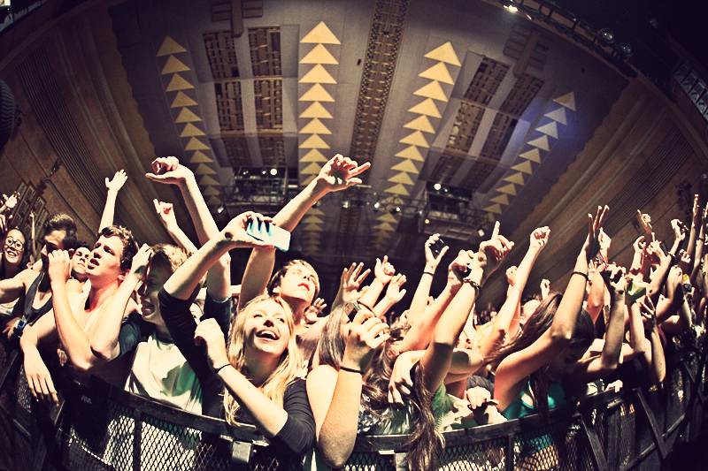 Live performance inside the Enmore Theatre